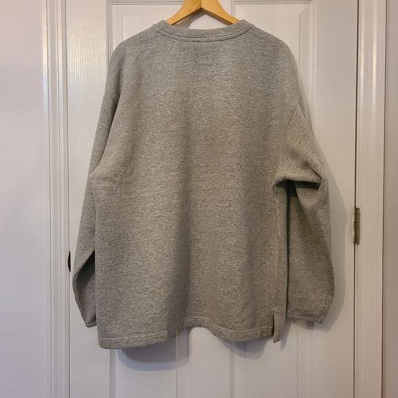 Vintage 90s Tommy Hilfiger Sweatshirt. Gray. Big Logo. Size XL - Picture 4 of 6